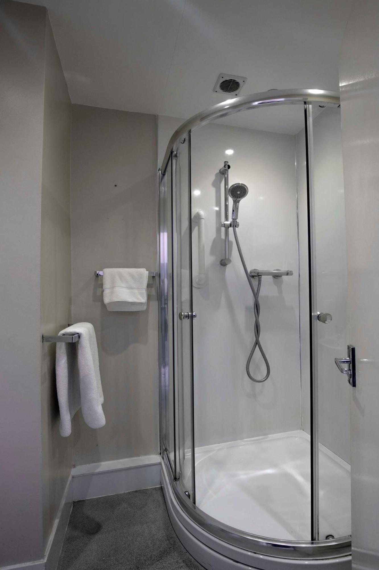 Cresta Court Hotel Altrincham Luaran gambar
