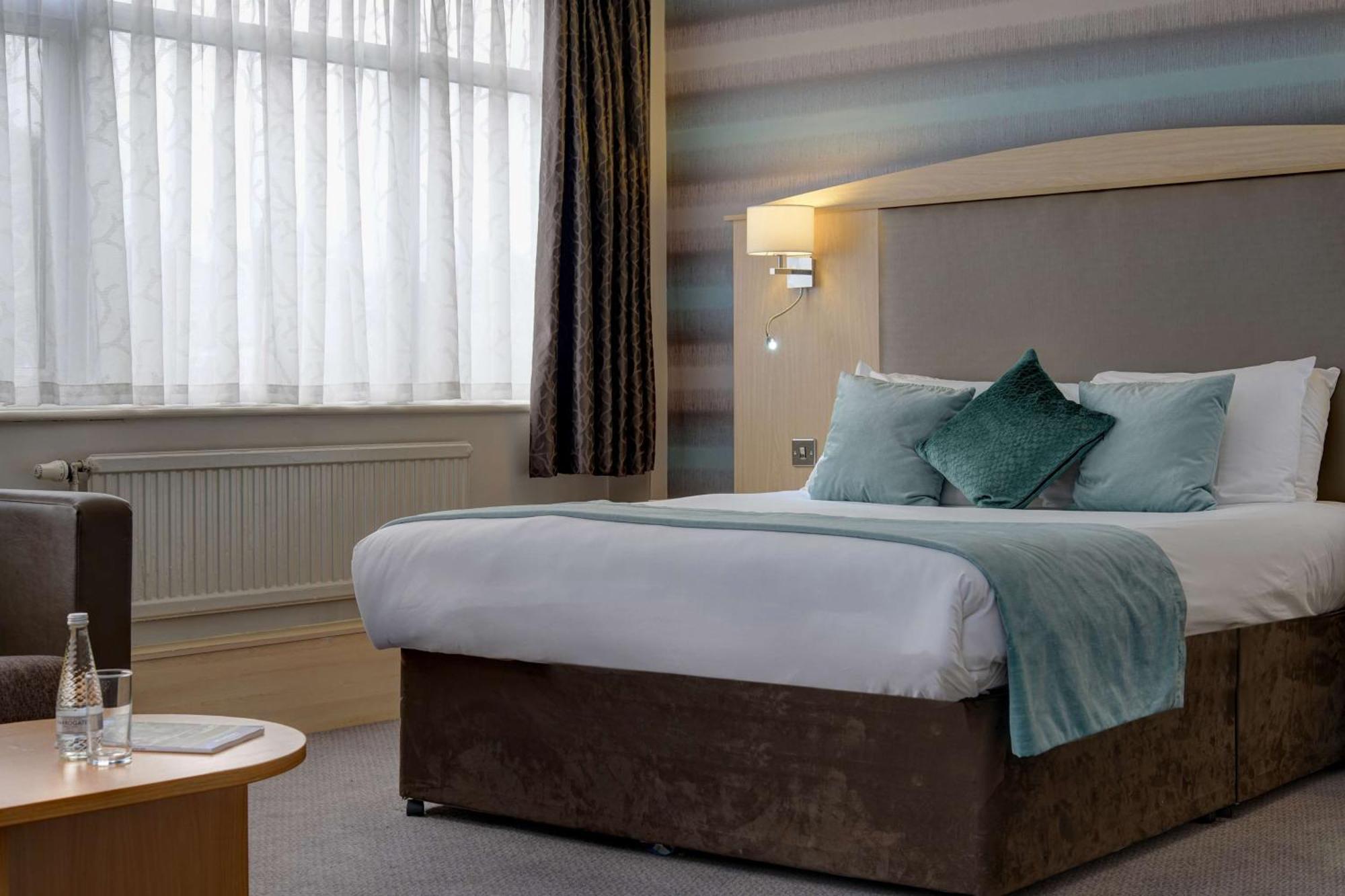 Cresta Court Hotel Altrincham Luaran gambar